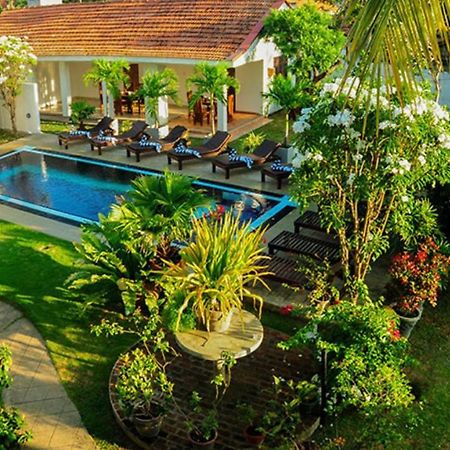 Sujeewani Villa Негомбо Екстериор снимка