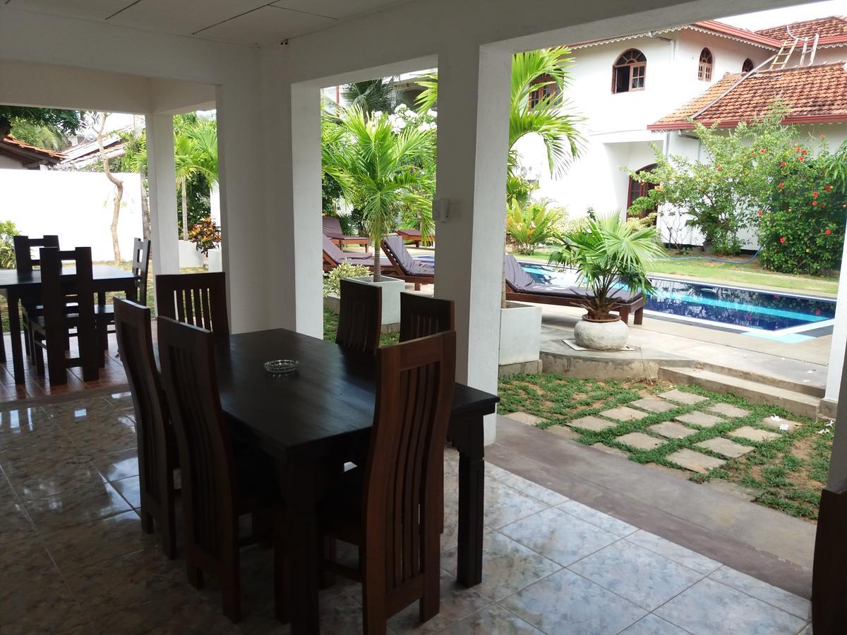 Sujeewani Villa Негомбо Екстериор снимка