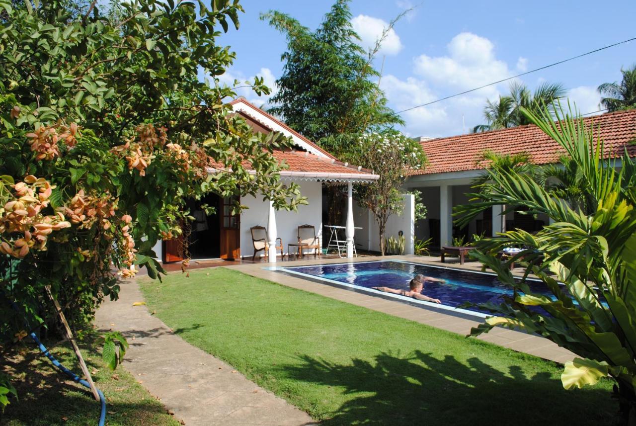 Sujeewani Villa Негомбо Екстериор снимка